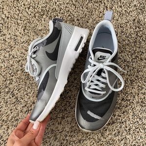 NIKE AIR MAX THEA size 6.5